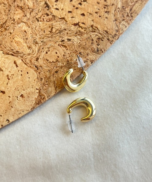 ciite'(シーテ)の「変形ぷっくり ミニフープピアス (両耳用)(ピアス(両耳用)・レディース・シルバー/ゴールド・FREE)」の18枚目の写真