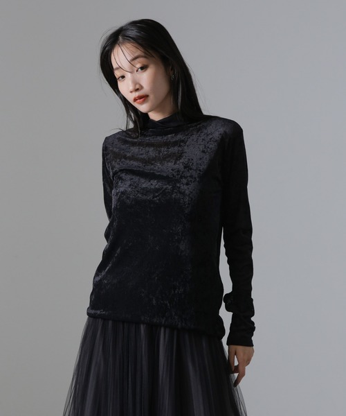 NANO universe(ナノユニバース)の「シアーベロアカットタートルトップス(Tシャツ/カットソー・レディース・ホワイト/ブルーグレー/ブラック・FREE)」の1枚目の写真