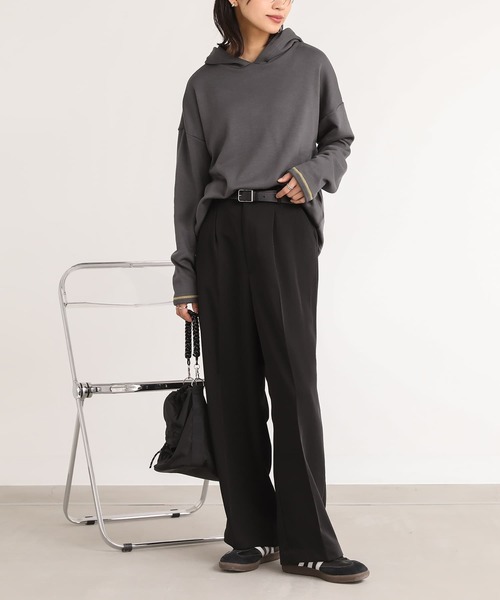 n'OrLABEL（ノアールレーベル）の「配色ステッチ裏起毛フードプルオーバー（Tシャツ/カットソー・レディース・チャコール/アイボリー/ブラック・1/2）」の10枚目の写真