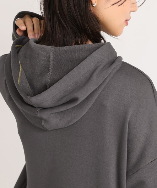 n'OrLABEL（ノアールレーベル）の「配色ステッチ裏起毛フードプルオーバー（Tシャツ/カットソー・レディース・チャコール/アイボリー/ブラック・1/2）」の12枚目の写真