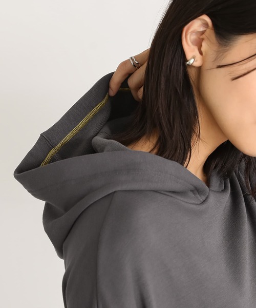 n'OrLABEL（ノアールレーベル）の「配色ステッチ裏起毛フードプルオーバー（Tシャツ/カットソー・レディース・チャコール/アイボリー/ブラック・1/2）」の13枚目の写真