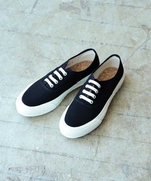 fennica(フェニカ)の「GOOD WEAVER / DOEK SHOE INDUSTRIES OXFORD スニーカー(スニーカー・レディース・ホワイト系その他6/ブラック・24.0cm/25.0cm/26.0cm/27.0cm/28.0cm/23㎝)」の8枚目の写真