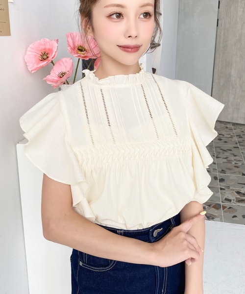 《美品》ADORE クリアコンパクトクルーネックブラウス 長袖 ピンタック M 美品ADORE クリアコンパクトブラウス 美品》ADORE クリアコンパクト