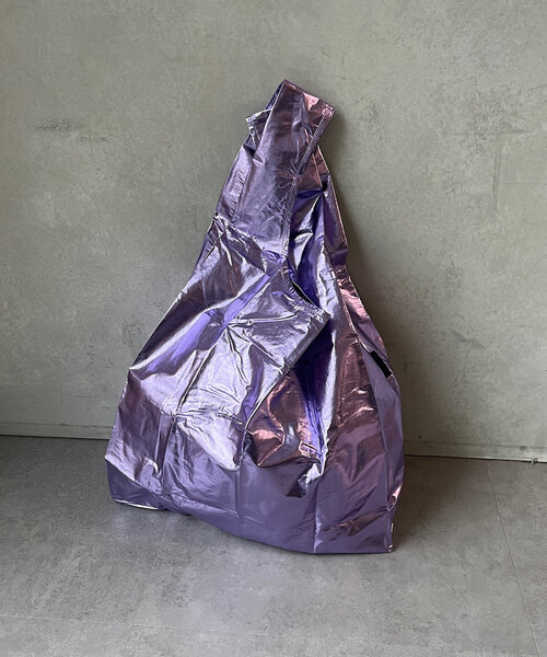 DouDou(ドゥドゥ)の「【BAGGU/バグゥ】24HO STANDARD BAGGU メタリック(ショルダーバッグ・レディース・ブルー系その他/ゴールド/サーモンピンク/シルバー・FREE)」の11枚目の写真