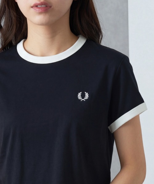 FRED PERRY(フレッドペリー)の「【FRED PERRY】フレッドペリー コンパクトリンガーTシャツ 半袖 スポーツ サッカー G9163(Tシャツ/カットソー・レディース・ネイビー/コーラルピンク/ホワイト/バーガンディー/ブラック・10)」の17枚目の写真