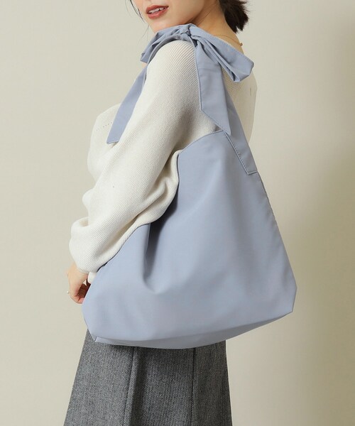 ITS'DEMO（イッツデモ）の「◆【A4対応】リボン付きワンショルトート（トートバッグ・レディース・ブラック系/アイボリー/ブラック/サックスブルー・00）」の9枚目の写真