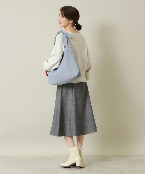 ITS'DEMO（イッツデモ）の「◆【A4対応】リボン付きワンショルトート（トートバッグ・レディース・ブラック系/アイボリー/ブラック/サックスブルー・00）」の10枚目の写真