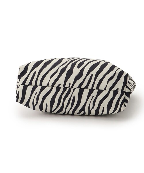 ITS'DEMO（イッツデモ）の「◆【A4対応】リボン付きワンショルトート（トートバッグ・レディース・ブラック系/アイボリー/ブラック/サックスブルー・00）」の19枚目の写真