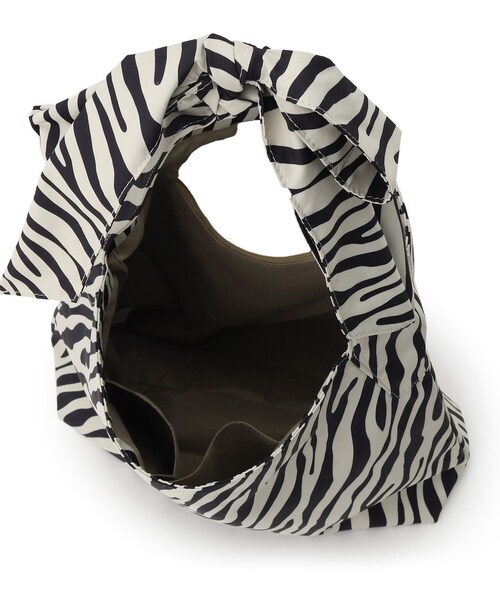 ITS'DEMO（イッツデモ）の「◆【A4対応】リボン付きワンショルトート（トートバッグ・レディース・ブラック系/アイボリー/ブラック/サックスブルー・00）」の20枚目の写真