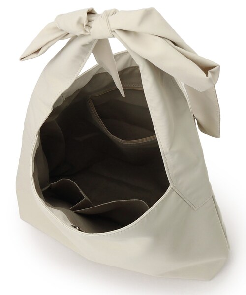 ITS'DEMO（イッツデモ）の「◆【A4対応】リボン付きワンショルトート（トートバッグ・レディース・ブラック系/アイボリー/ブラック/サックスブルー・00）」の21枚目の写真