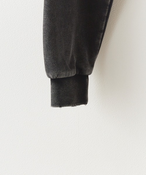 Chick（チック）の「Vintage Wash Damage Cutt Off Short Crew / ウォッシュ加工風 ダメージ ショート丈カットオフスウェット（スウェット・レディース・チャコール/グレー/ブラック・FREE）」の10枚目の写真