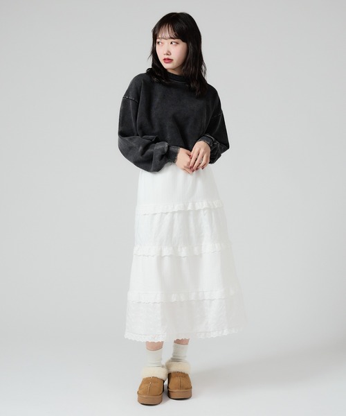 Chick（チック）の「Vintage Wash Damage Cutt Off Short Crew / ウォッシュ加工風 ダメージ ショート丈カットオフスウェット（スウェット・レディース・チャコール/グレー/ブラック・FREE）」の17枚目の写真