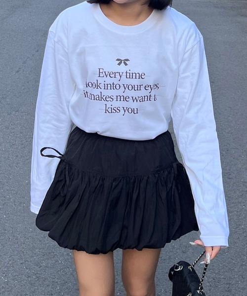 fiere(フィエール)の「ガーリーリボンデザインロンT/長袖Tシャツ(Tシャツ/カットソー・レディース・ホワイト・MEDIUM)」の1枚目の写真