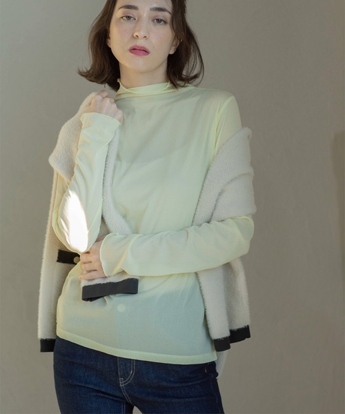 OPAQUE.CLIP（オペークドットクリップ）の「◆シアーメロウハイネックトップス【洗濯機洗い可】（Tシャツ/カットソー・レディース・ホワイト/ライトグレー/ライトイエロー系/ブラック・36/38/40/42）」の4枚目の写真