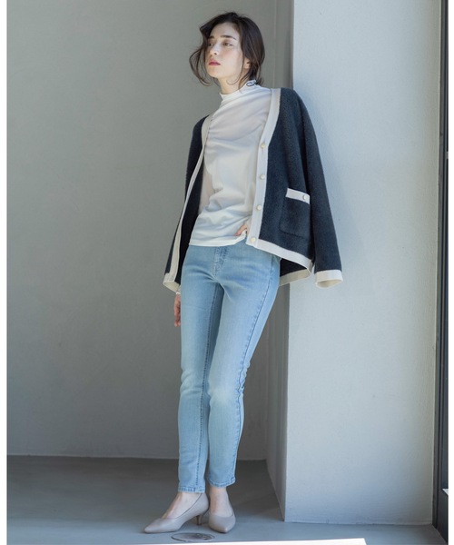 OPAQUE.CLIP（オペークドットクリップ）の「◆シアーメロウハイネックトップス【洗濯機洗い可】（Tシャツ/カットソー・レディース・ホワイト/ライトグレー/ライトイエロー系/ブラック・36/38/40/42）」の18枚目の写真