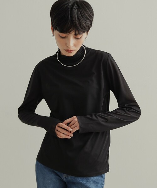 OPAQUE.CLIP（オペークドットクリップ）の「◆シアーメロウハイネックトップス【洗濯機洗い可】（Tシャツ/カットソー・レディース・ホワイト/ライトグレー/ライトイエロー系/ブラック・36/38/40/42）」の8枚目の写真