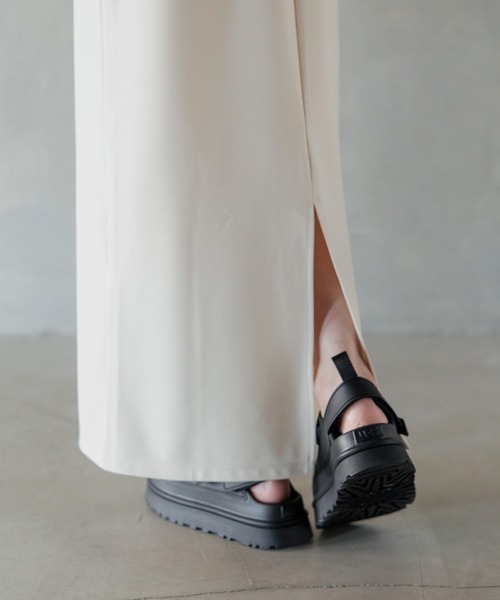 INTER FACTORY（インターファクトリー）の「kumika - ホルターネックワンピース made in INTER FACTORY（ワンピース・レディース・アイボリー/ブラック・MT/MEDIUM）」の6枚目の写真