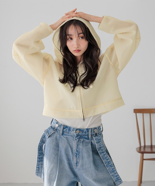 LOWRYS FARM（ローリーズファーム）の「シアーダンボールフーディ 289740（パーカー・レディース・ホワイト/イエロー/ブルー・FREE）」の22枚目の写真