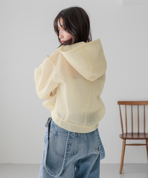 LOWRYS FARM（ローリーズファーム）の「シアーダンボールフーディ 289740（パーカー・レディース・ホワイト/イエロー/ブルー・FREE）」の20枚目の写真