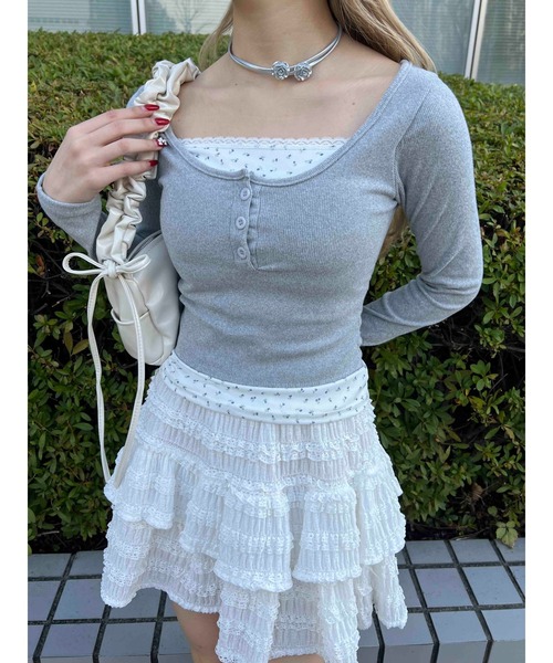 PHILLY（フィリー）の「【PHILLY】花柄レイヤードトップス（Tシャツ/カットソー・レディース・アイボリー/ブラック/グレー・FREE）」の3枚目の写真