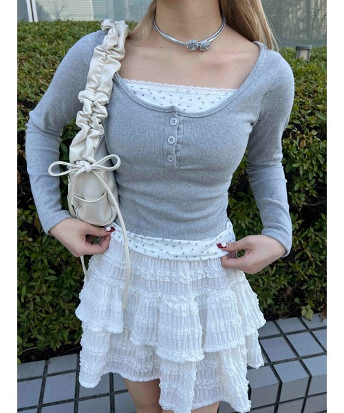 PHILLY（フィリー）の「【PHILLY】花柄レイヤードトップス（Tシャツ/カットソー・レディース・アイボリー/ブラック/グレー・FREE）」の7枚目の写真