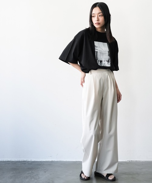 mili an deni(ミリアンデニ)の「半袖フォトプリントTシャツ(Tシャツ/カットソー・レディース・オフホワイト/ブラック/チャコールグレー・M/L)」の10枚目の写真