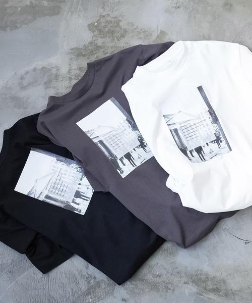 mili an deni(ミリアンデニ)の「半袖フォトプリントTシャツ(Tシャツ/カットソー・レディース・オフホワイト/ブラック/チャコールグレー・M/L)」の18枚目の写真