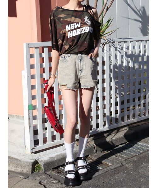 EVRIS（エヴリス）の「ユニフォームワンショルトップス（Tシャツ/カットソー・レディース・ネイビー/その他1/ブラウン・FREE）」の20枚目の写真