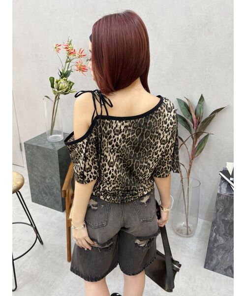 EVRIS（エヴリス）の「ユニフォームワンショルトップス（Tシャツ/カットソー・レディース・ネイビー/その他1/ブラウン・FREE）」の22枚目の写真