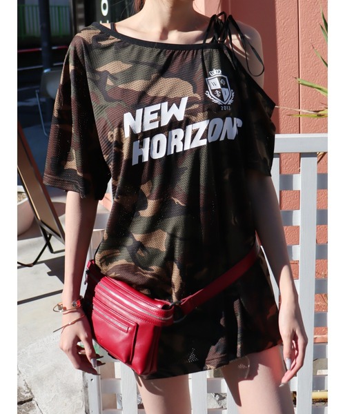 EVRIS（エヴリス）の「ユニフォームワンショルトップス（Tシャツ/カットソー・レディース・ネイビー/その他1/ブラウン・FREE）」の3枚目の写真