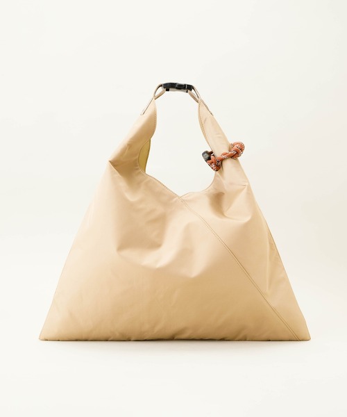 LE VERNIS（ル・ベルニ）の「LE VERNIS(ル・ベルニ)Paracord azuma bag (Nylon)（ショルダーバッグ・レディース・ブラック/ブラウン/ベージュ/ネイビー・FREE）」の7枚目の写真