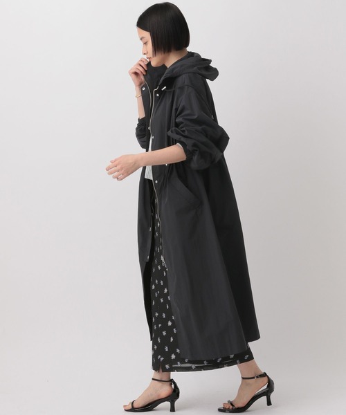 A part by（アパートバイ）の「ハッスイフードロングコート（ブルゾン・レディース・ブラック/ライトベージュ・FREE）」の6枚目の写真