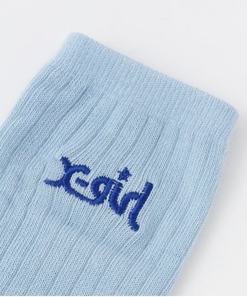 X-girl Stages（エックスガールステージス）の「ロゴ刺しゅうルーズソックス（ソックス/靴下・キッズ・ライトブルー・13-15cm/15-17cm/17-19cm/19-21cm）」の3枚目の写真