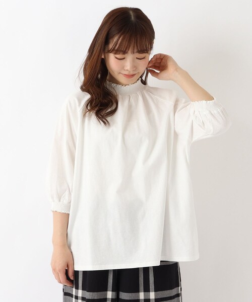 one'sterrace（ワンズテラス）の「シャーリング 6分袖綿カットソープルオーバー（Tシャツ/カットソー・レディース・ベージュ系その他7/アイボリー系8/ブラック系8・02）」の3枚目の写真