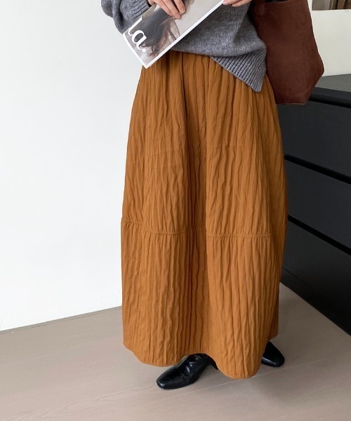 Alum'（アルム）の「カーブプリーツロングスカート（スカート・レディース・ブラック/アイボリー/ブラウン・FREE）」の22枚目の写真