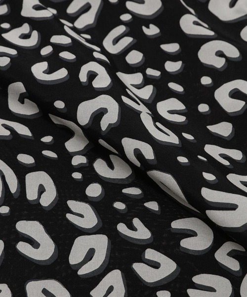 TAKAHIROMIYASHITATheSoloIst.（タカヒロミヤシタザソロイスト）の「hawaiian shorts.(leopard)（その他パンツ・メンズ・ブルー系その他/イエロー×ブラック/オレンジ系その他/レッド系その他/ブラック×ホワイト/グリーン系その他・48/46）」の12枚目の写真