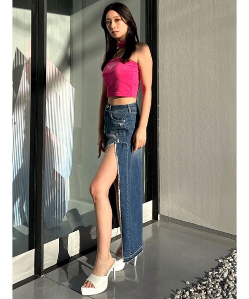 GYDA（ジェイダ）の「ハイウエストレイヤードリメイクロングデニムスカートライクショートパンツ（デニムスカート・レディース・ライトブルー/ブルー・MEDIUM/SMALL）」の11枚目の写真