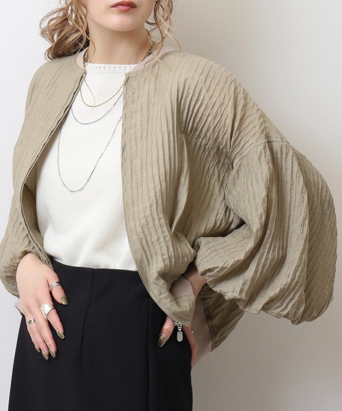 EGLANTINE（エグランティーヌ）の「EGLANTINE 【セットアップ対応】楊柳バルーン袖 ジップジャケット（ブルゾン・レディース・オフホワイト/ベージュ/ブラック・40）」の14枚目の写真