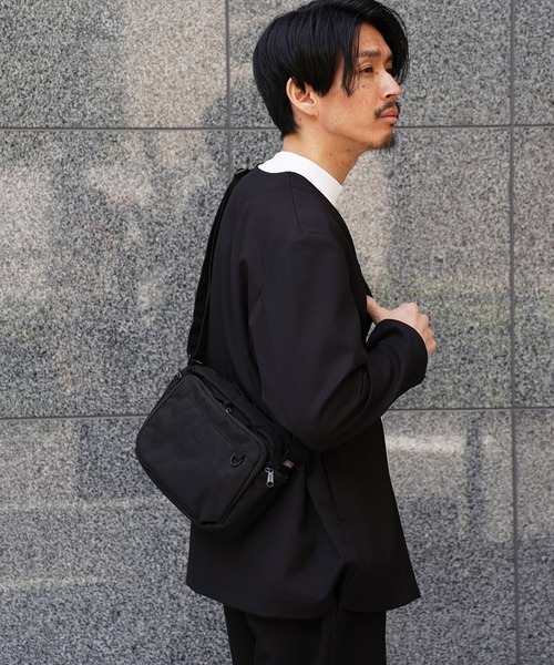 BAYBLO(ベイブロ)の「(LF)【:: fulcro 】【GADGET reporter】11ポケット ショルダーバッグ(ショルダーバッグ・メンズ・ブラック・ONE SIZE)」の5枚目の写真