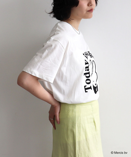Miffy（ ミッフィー）の「【miffy/ミッフィー】英字プリント半袖Tシャツ（Tシャツ/カットソー・レディース・オフホワイト/チャコール・M～Ｌ/LL～3L）」の17枚目の写真