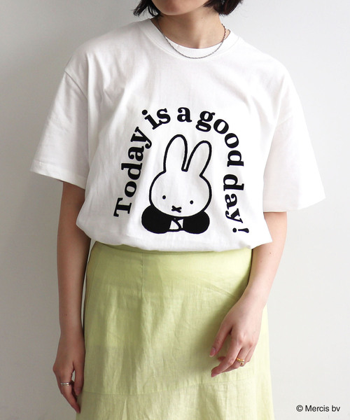 Miffy（ ミッフィー）の「【miffy/ミッフィー】英字プリント半袖Tシャツ（Tシャツ/カットソー・レディース・オフホワイト/チャコール・M～Ｌ/LL～3L）」の14枚目の写真