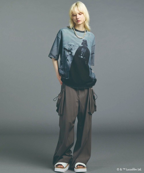 MAISON SPECIAL(メゾンスペシャル)の「《UNISEX》【MOVIE SERIES】「STAR WARS」Prime-Over Crew Neck T-Shirt/「スターウォーズ」プライムオーバークルーネックTシャツ【MAISON SPECIAL/メゾンスペシャル】(Tシャツ/カットソー・メンズ・ブラック/チャコールグレー/ダークブラック・1/2)」の8枚目の写真