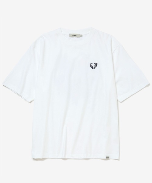 rehacer(レアセル)の「rehacer : Blossom Heart Relax Fit T-shirt / ブロッサムハート リラックス フィットTシャツ(Tシャツ/カットソー・メンズ・ホワイト/ブラック・MEDIUM/LARGE/X-LARGE/SMALL)」の10枚目の写真