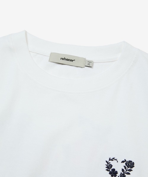 rehacer(レアセル)の「rehacer : Blossom Heart Relax Fit T-shirt / ブロッサムハート リラックス フィットTシャツ(Tシャツ/カットソー・メンズ・ホワイト/ブラック・MEDIUM/LARGE/X-LARGE/SMALL)」の8枚目の写真