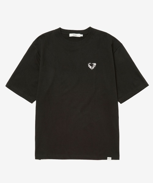 rehacer(レアセル)の「rehacer : Blossom Heart Relax Fit T-shirt / ブロッサムハート リラックス フィットTシャツ(Tシャツ/カットソー・メンズ・ホワイト/ブラック・MEDIUM/LARGE/X-LARGE/SMALL)」の5枚目の写真