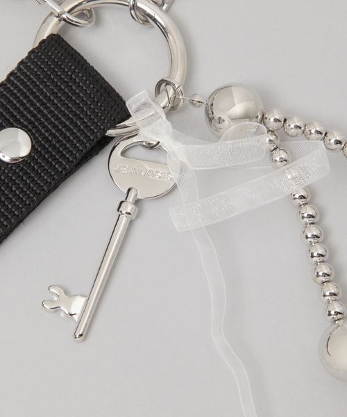 JEANASIS（ジーナシス）の「バンドロゴチャームスマホストラップ/497056（スマホグッズ・レディース・ホワイト系その他/ブラック系その他・FREE）」の13枚目の写真