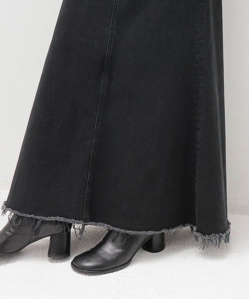 YANUK（ヤヌーク）の「YANUK / Maxi Aline Skirt Black(マキシAラインデニムスカート 57152310)（デニムスカート・レディース・ブラック・38/36）」の5枚目の写真