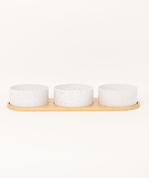 aimoha（アイモハ）の「ナチュラル陶器製ペットボウル＆竹製スタンドセット（その他ペットグッズ・レディース・ホワイト・LARGE）」の2枚目の写真
