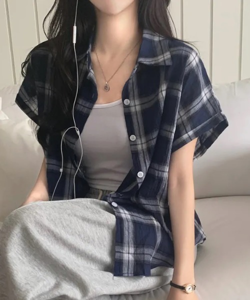 IRENE 半袖チェック柄シャツ 半袖襟付きチェック柄シャツ（シャツ/ブラウス）｜Aelina