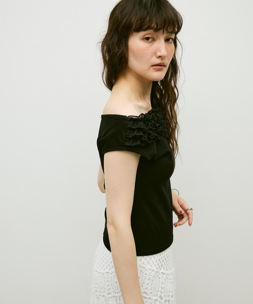 Lutim by u(ルチバイユー)の「Frill detail sleeveless / フリルディテールノースリーブ(その他トップス・レディース・ホワイト/ブラック・FREE)」の16枚目の写真